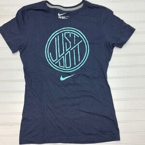 Nike NEW Women's Navy Blue Graphic Tee M